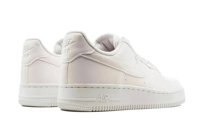 Nike AIR FORCE 1 '07 MNS WMNS Reflective White