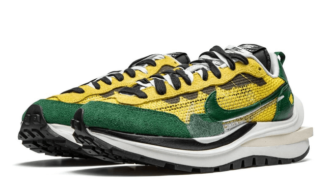 Nike VaporWaffle Sacai - Tour Yellow