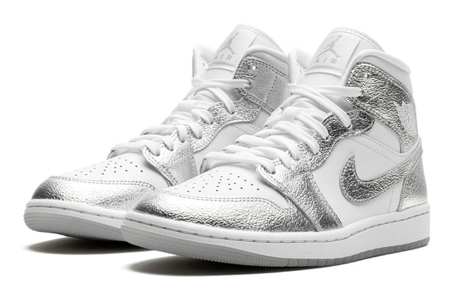 Air Jordan 1 Mid SE WMNS Metallic Silver