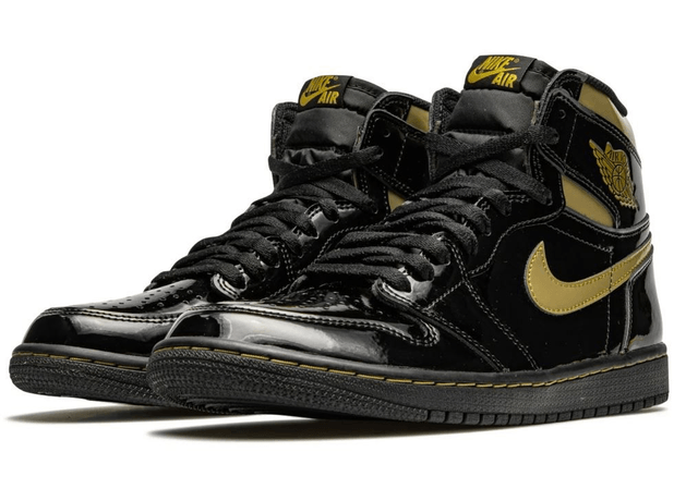 Air Jordan 1 Retro High OG Black Metallic Gold