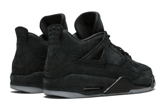 Air Jordan 4 Retro Kaws - Black