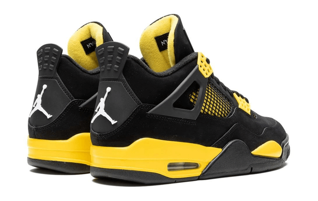 Air Jordan 4 Retro Thunder 2023