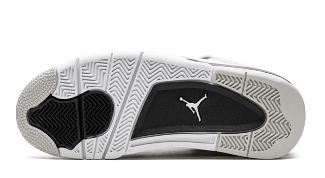 Air Jordan 4 Retro Military Black
