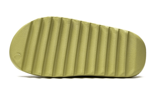 Yeezy Slide Resin 2022