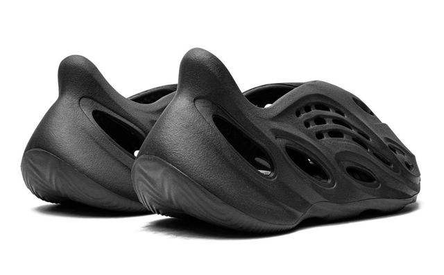Yeezy Foam Runner Onyx