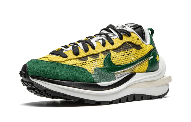 Nike VaporWaffle Sacai - Tour Yellow