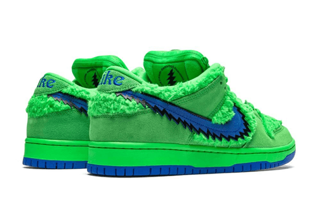 Nike SB Dunk Low Grateful Dead - Green Bear