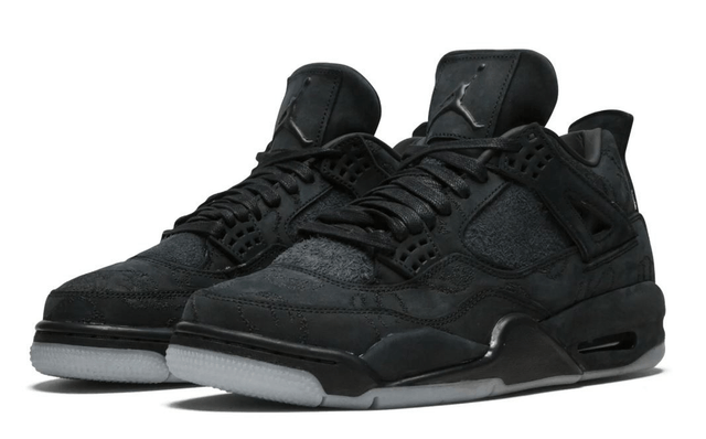 Air Jordan 4 Retro Kaws - Black