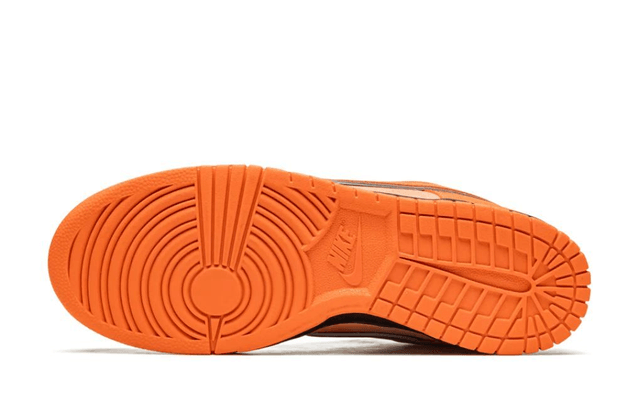 Nike SB Dunk Low Concepts - Orange Lobster Special Box