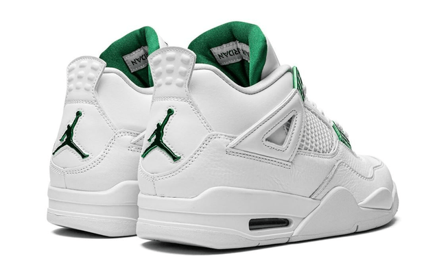 Air Jordan 4 Retro Metallic Pack - Pine Green