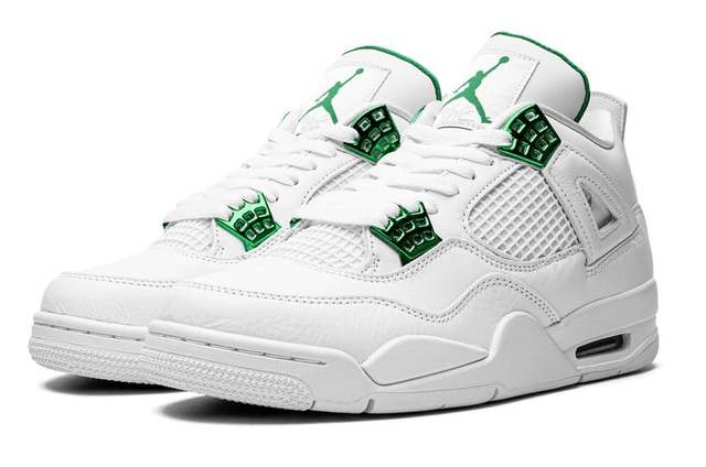 Air Jordan 4 Retro Metallic Pack - Pine Green