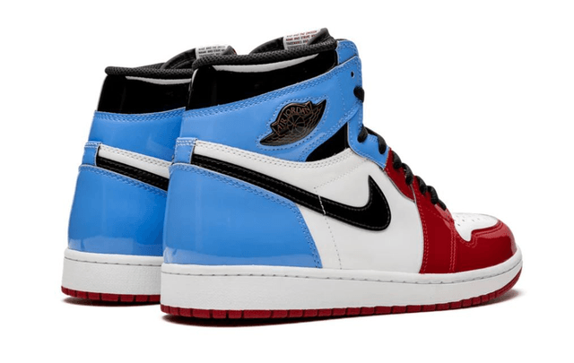 Air Jordan 1 Retro High Fearless UNC