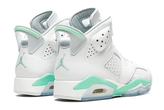 AIR JORDAN 6 WMNS Mint Foam