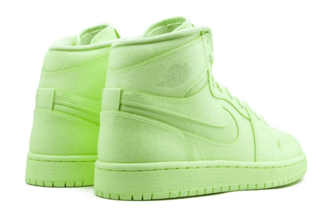  Air Jordan 1 RET HIGH PREM WMNS Barely Volt