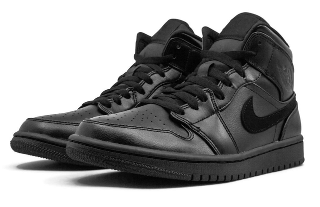 Air Jordan 1 Mid Triple black
