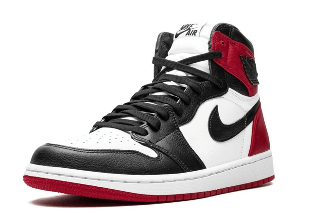 AIR JORDAN 1 HIGH OG WMNS Satin Black Toe