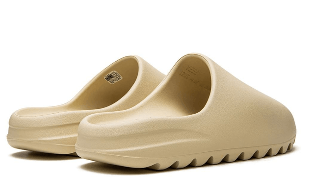 Yeezy Slide Bone 2022