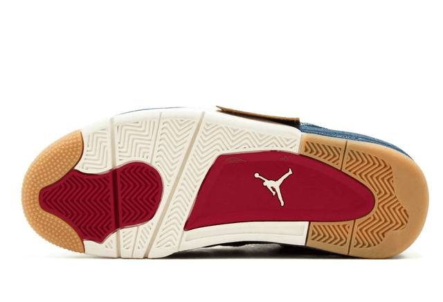 Air Jordan 4 Retro NRG Levi's