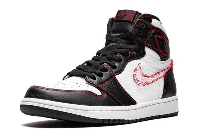 Air Jordan 1 Retro High OG Defiant Yellow